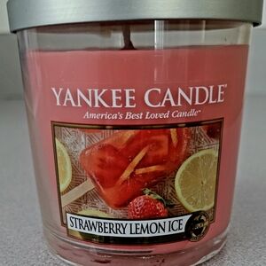 🆕️Yankee Candle Strawberry Lemon Ice